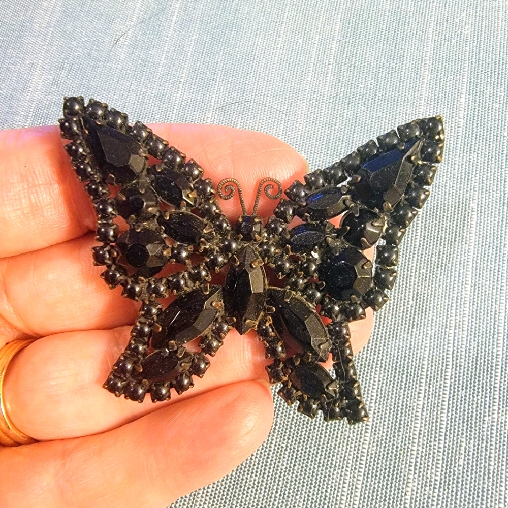 Vintage Albert Weiss Brooch - image 1